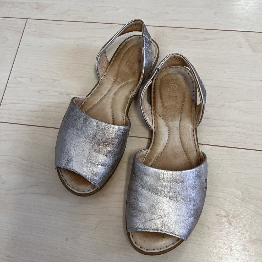 Born Metallic Slingback Pons Sandals Sz 8 Silver Pewter Grey